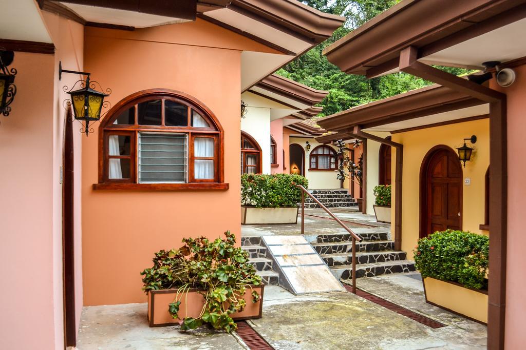 El Tucano Resort & Thermal Spa Quesada Kültér fotó