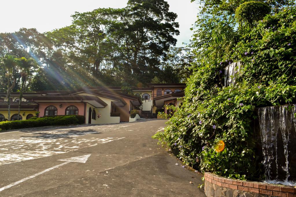 El Tucano Resort & Thermal Spa Quesada Kültér fotó