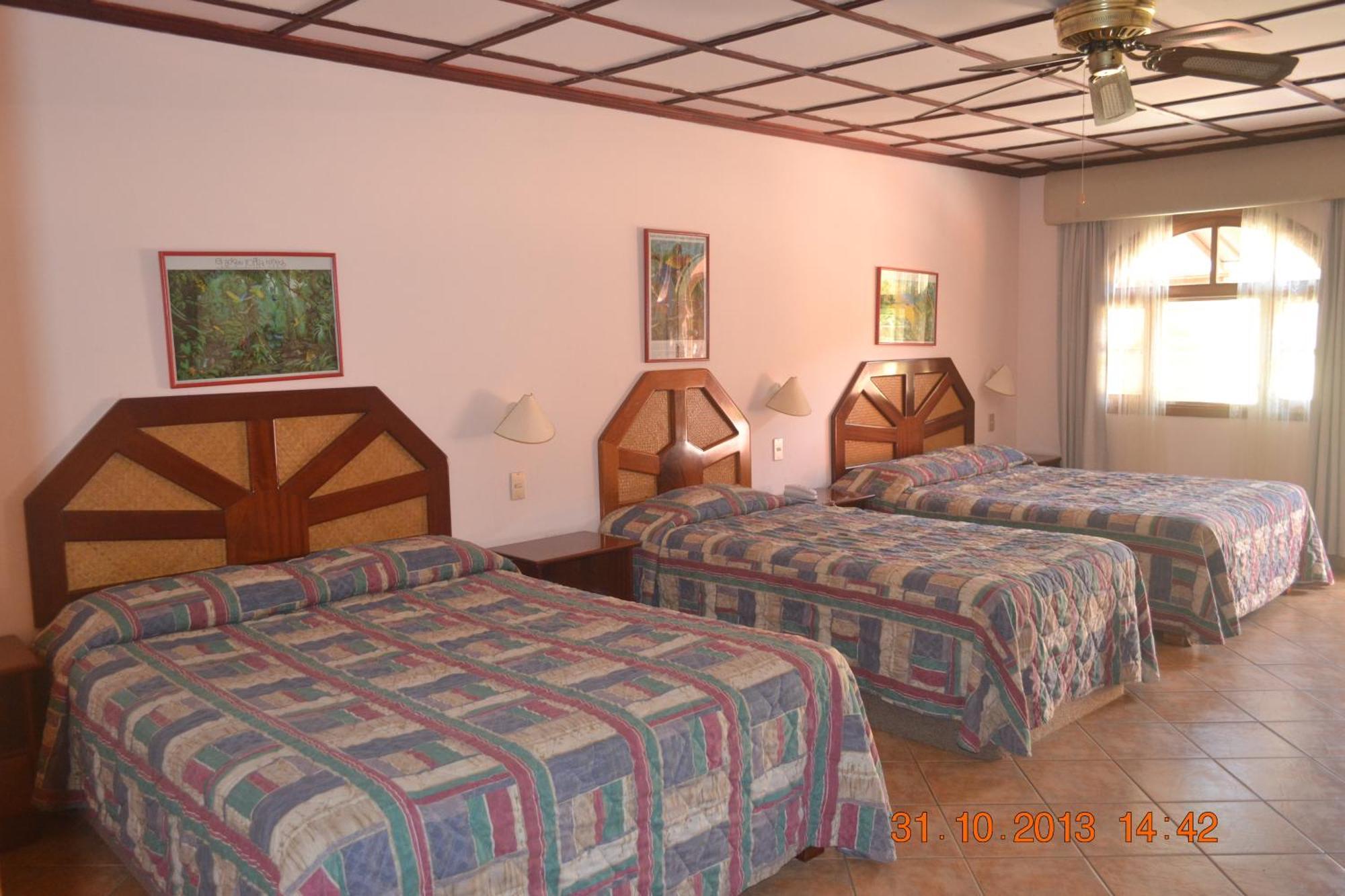 El Tucano Resort & Thermal Spa Quesada Kültér fotó