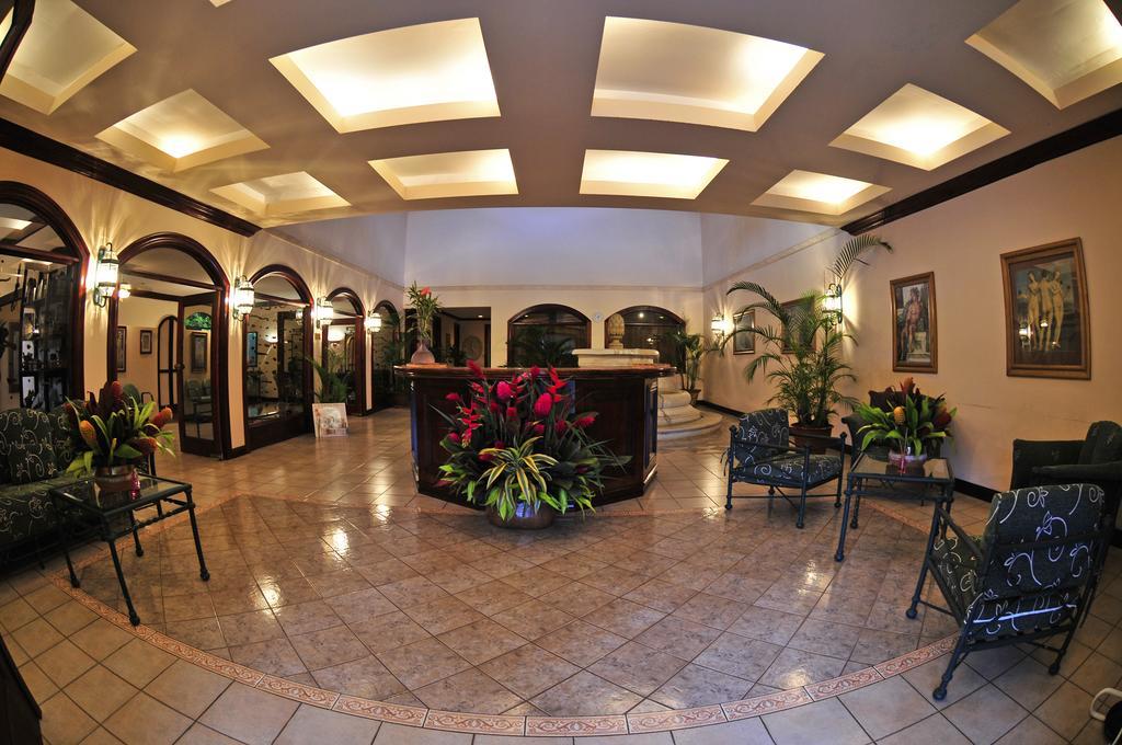 El Tucano Resort & Thermal Spa Quesada Kültér fotó